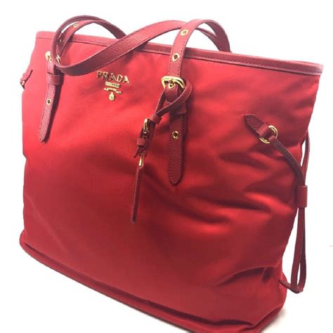 prada shopping tote tessuto saffiano red|prada saffiano tote used.